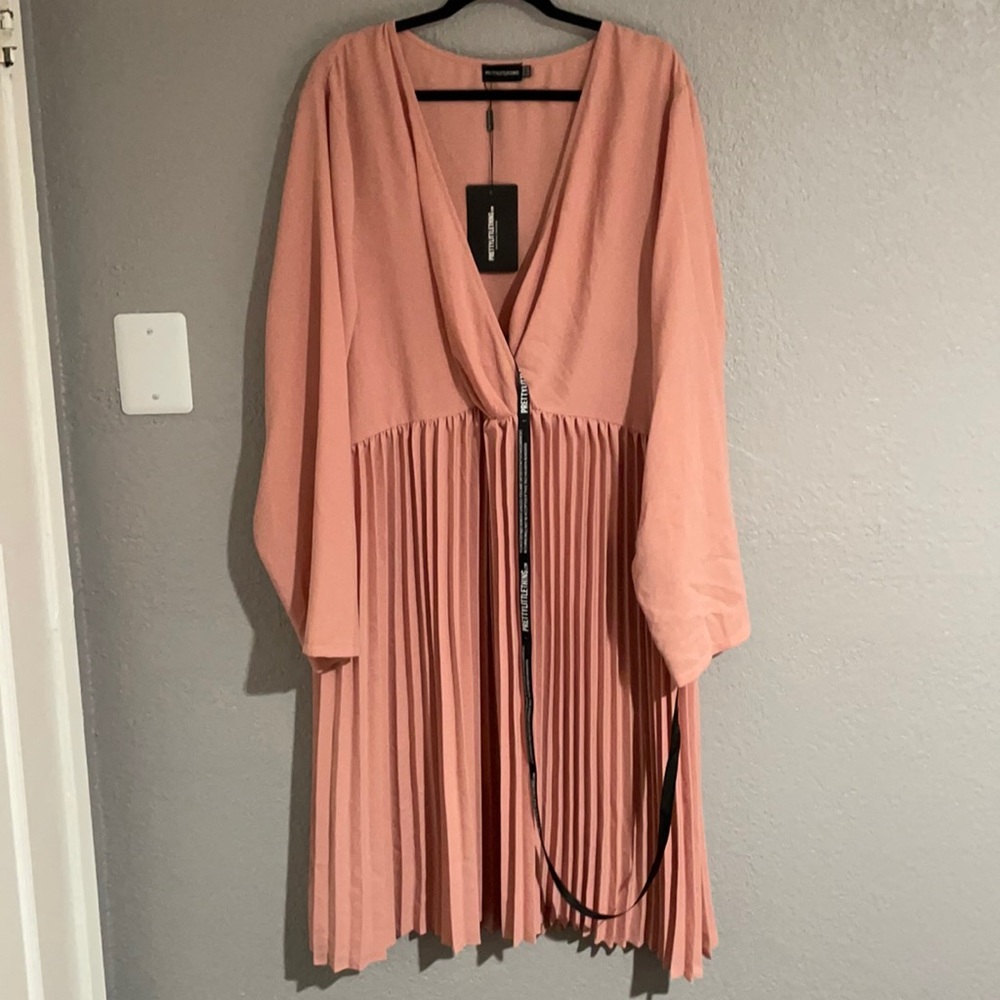 PLT Rose Long Sleeve Pleated Midi Dress